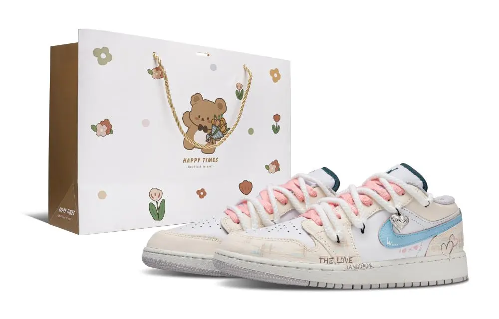Jordan Air Jordan 1 Love Confession Abrasion Resistant Low top Vintage Basketball Shoes Unisex White Pink