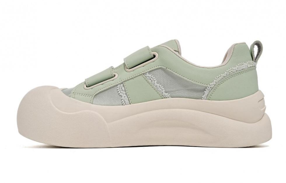 EBLAN Low-Top Skateboard Shoes Women's