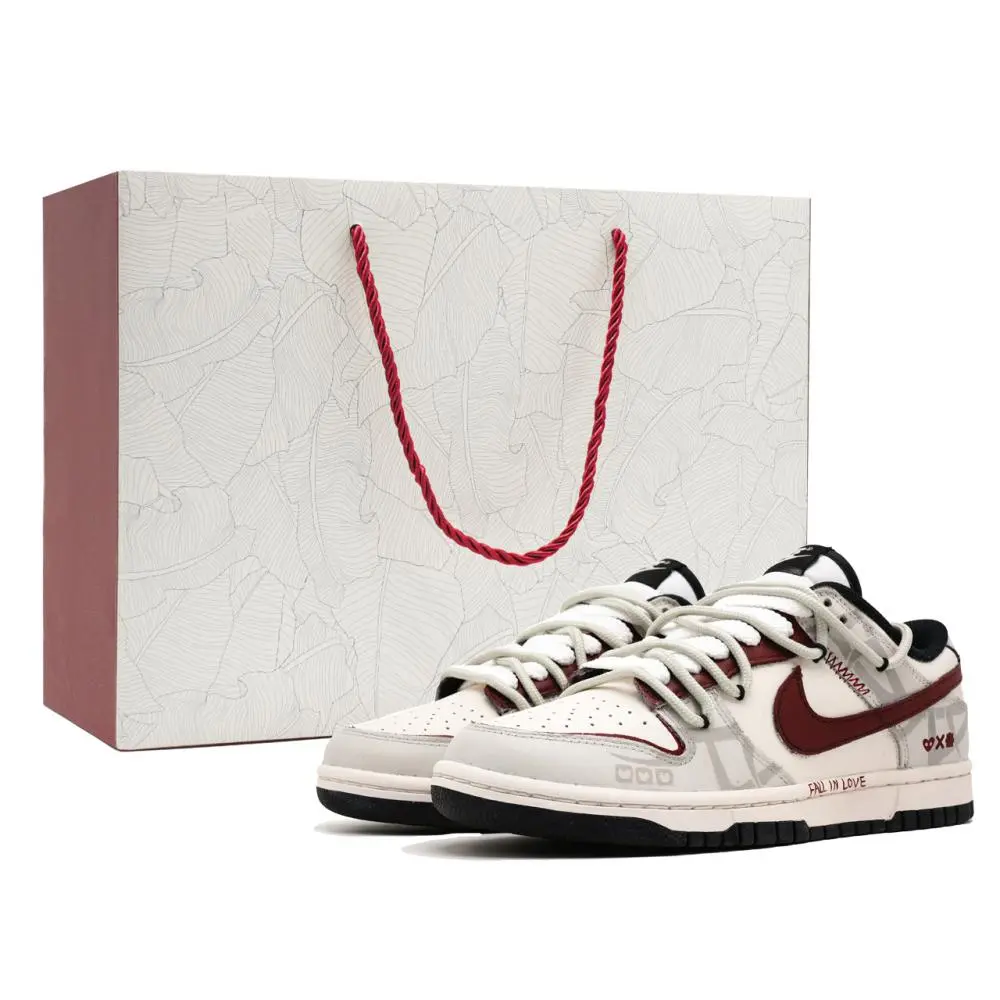 Nike Dunk Love IT Coverage Cushioning Abrasion Resistant Low top Skateboard Shoes Unisex White Brown