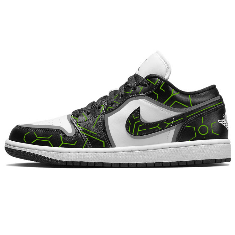 Jordan Air Jordan 1 Anti-Slip Wear-Resistant Moisture-Wicking Low-Top Vintage Basketball Shoes Women's Black White