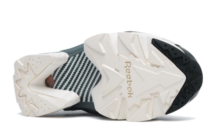 Reebok Instapump Fury Tom & Jerry купить в интернет-магазине Yoocart с быстрой доставкой по России.