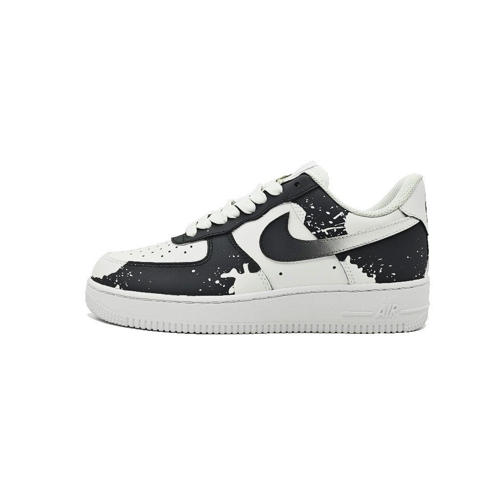 Nike Air Force 1 Slip-Resistant Water-Resistant Impact Resistance Low-Top Skateboard Shoes Men's Black White