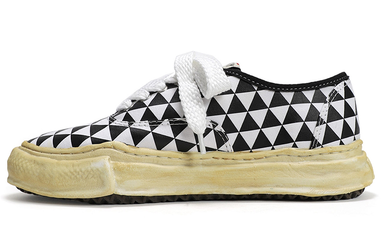 MIHARA YASUHIRO Baker Overdie Original Low-Top Stylish Skateboarding Shoes Men's Black White