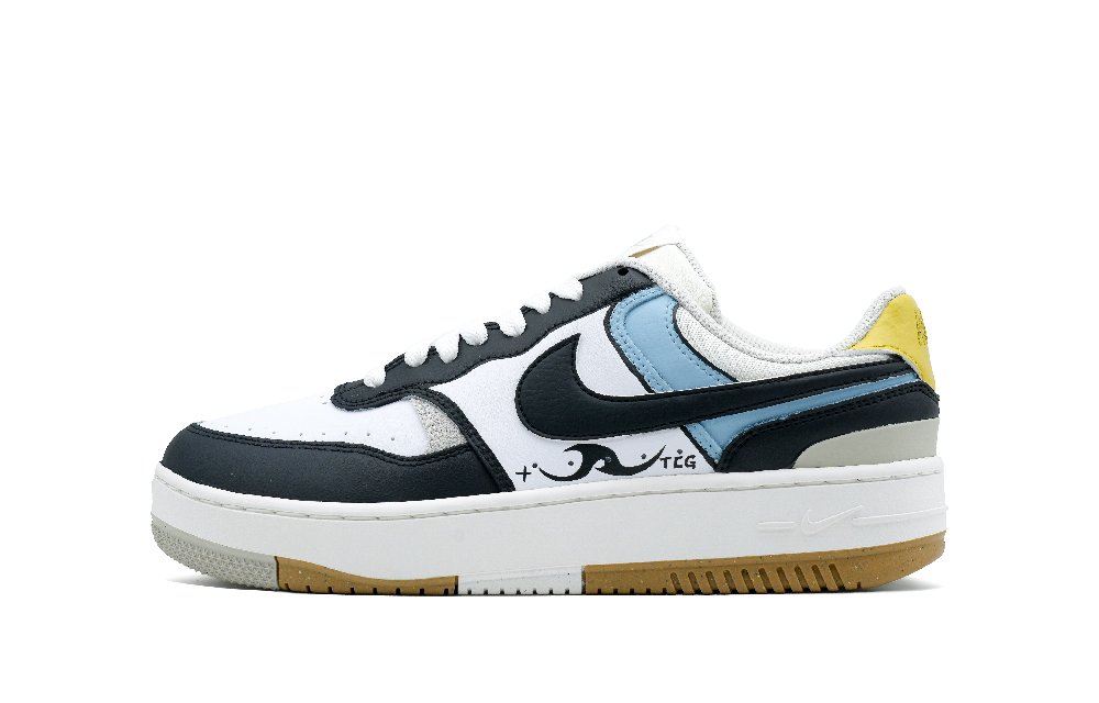 Nike Gamma Force Most Charming Ethnic Style Anti-Slip Wear-Resistant Low-Top Skateboard Shoes Women's Black White