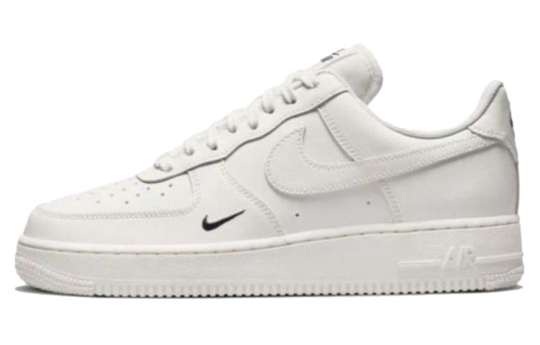 Nike Air Force 1 07 Essential Sail/Black Women's