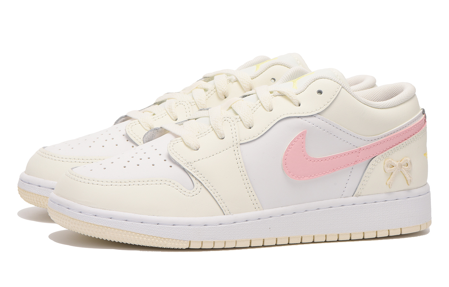 Jordan Air Jordan 1 Slip-Resistant Low-Top Vintage Basketball Shoes GS Yellow Pink купить в интернет-магазине Yoocart с быстрой доставкой по России.