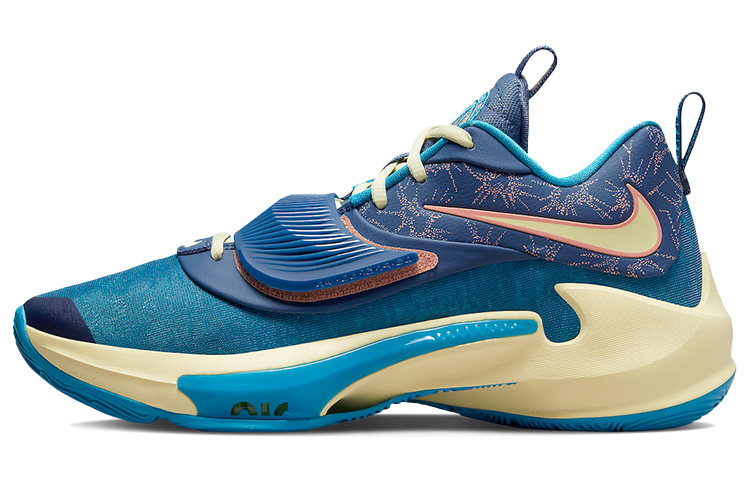 Nike Zoom Freak 3 Everlasting Love