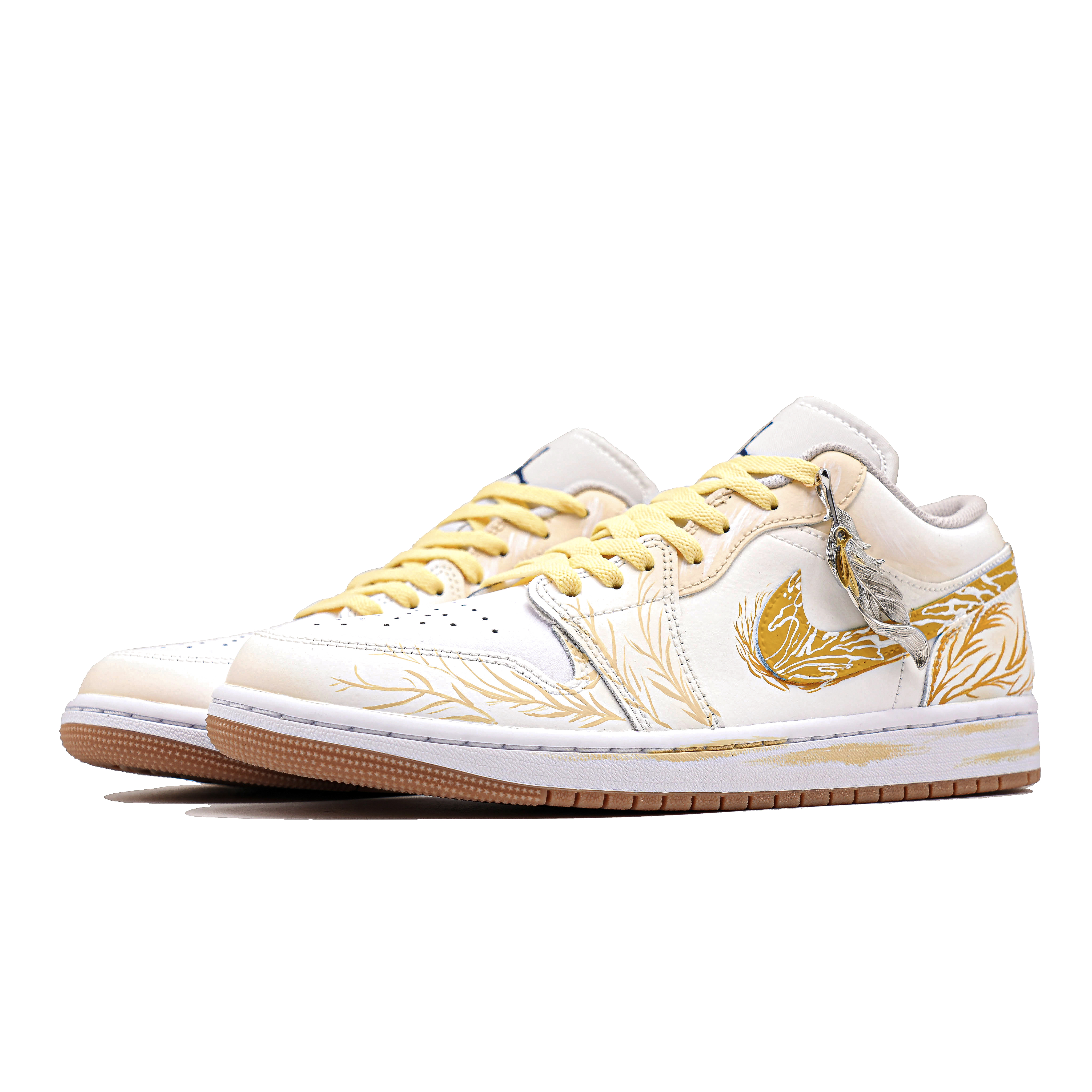 JORDAN Air Jordan 1 Vintage Basketball Shoes Men's Low top Gold купить в интернет-магазине Yoocart с быстрой доставкой по России.