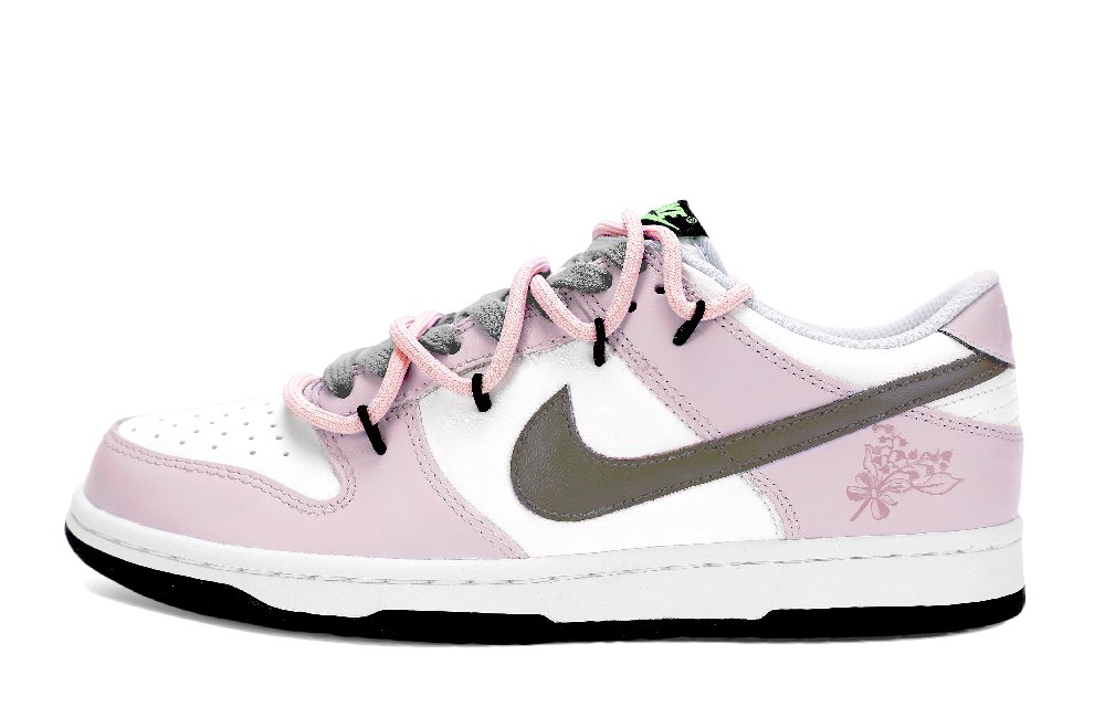 Nike Dunk Slip-Resistant Water-Resistant Low-Top Skateboard Shoes Women's White Pink