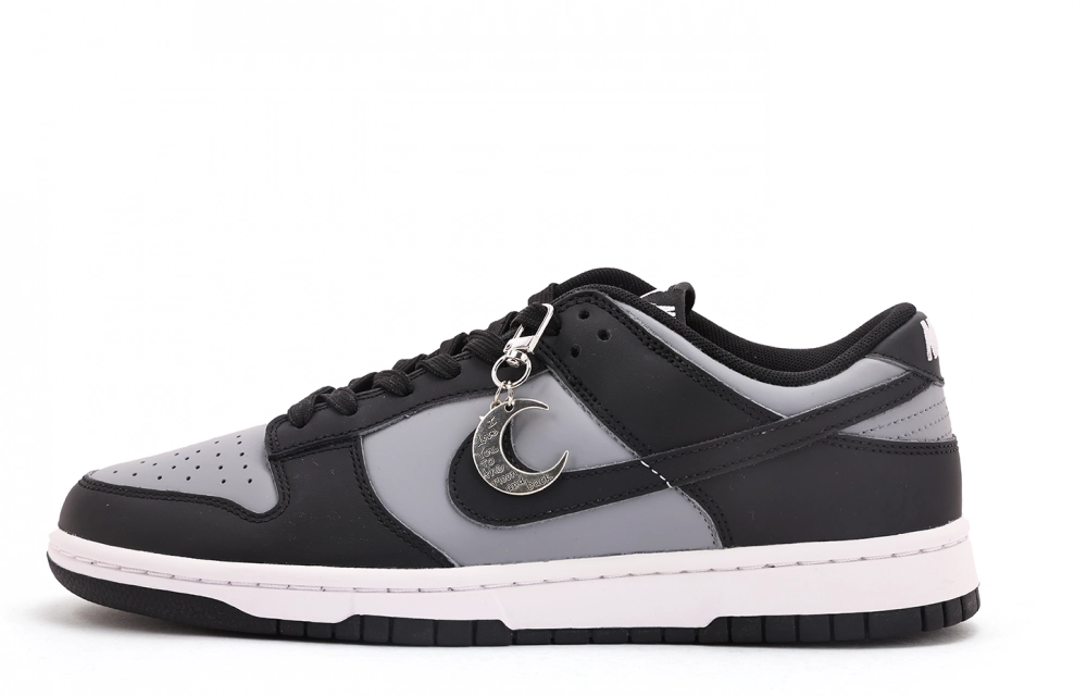 Nike Dunk Coverage Slip Resistant And Abrasion Resistant Low top Skateboard Shoes Unisex Black Gray