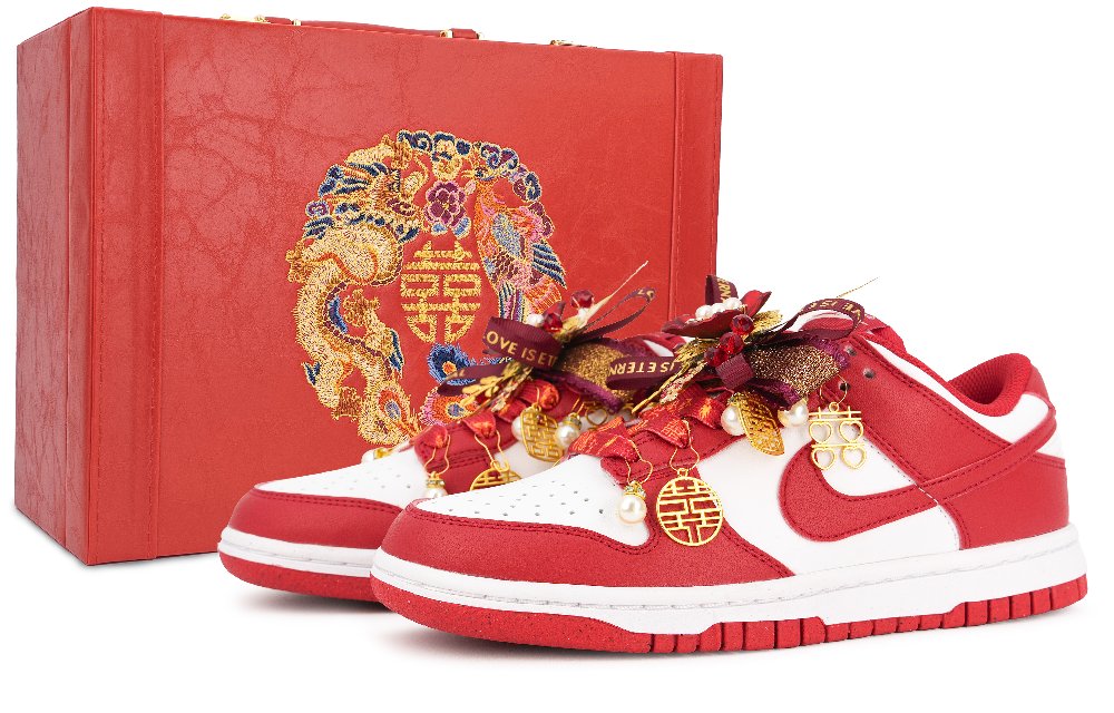 Nike Dunk Wedding Shoes, Box Abrasion Resistant Low Top Skateboard Shoes Unisex Red