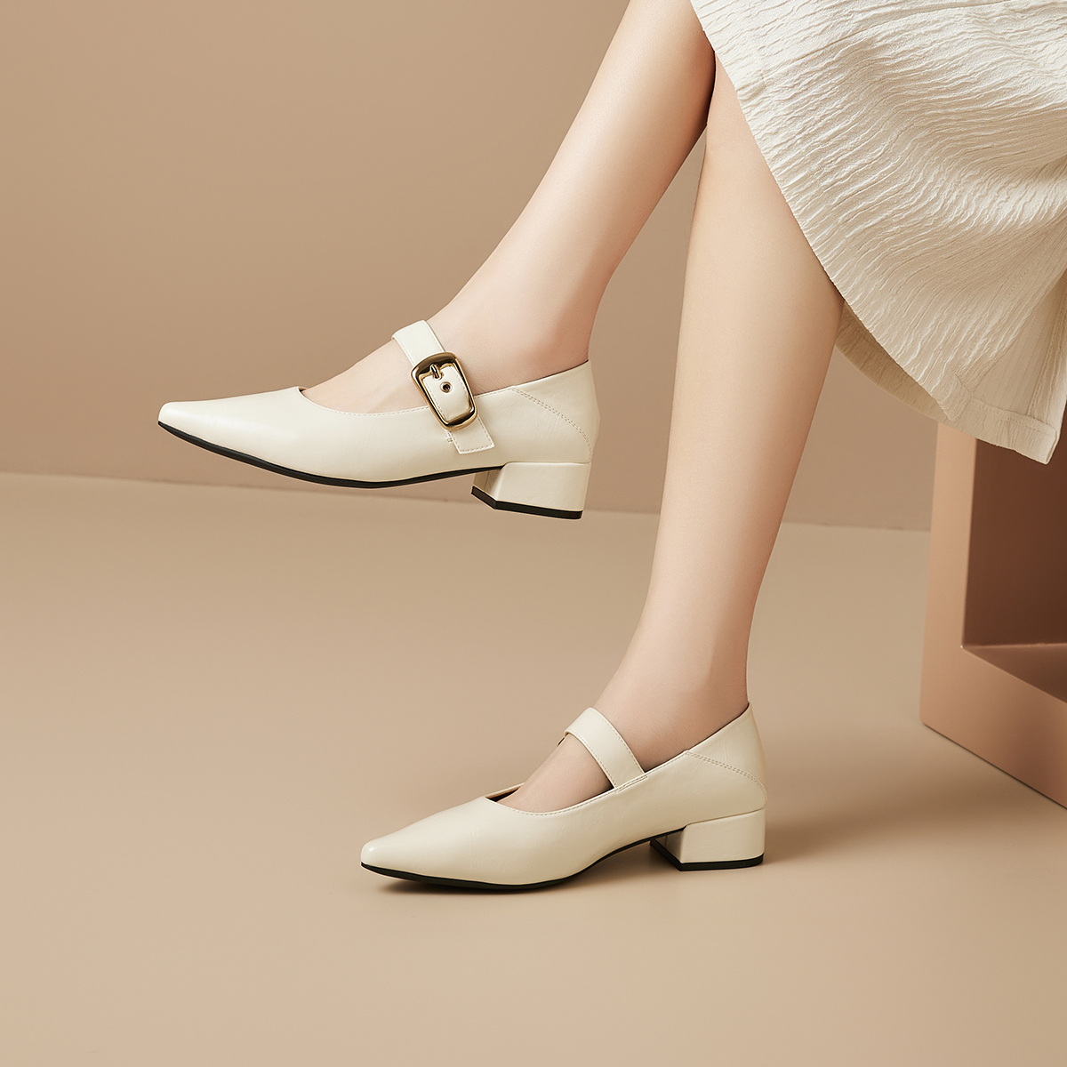 EBLAN Chunky Heel Mary Jane Shoes Women's купить в интернет-магазине Yoocart с быстрой доставкой по России.