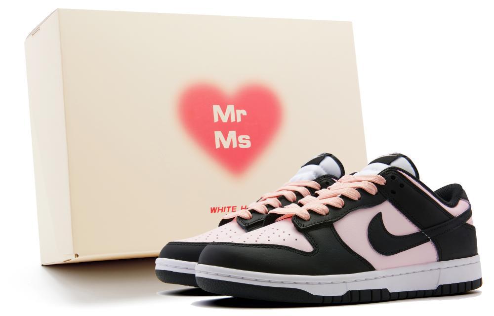 Nike Dunk Retro Anti Slip Wear Resistant Low Top Skateboard Shoes Unisex Black Pink