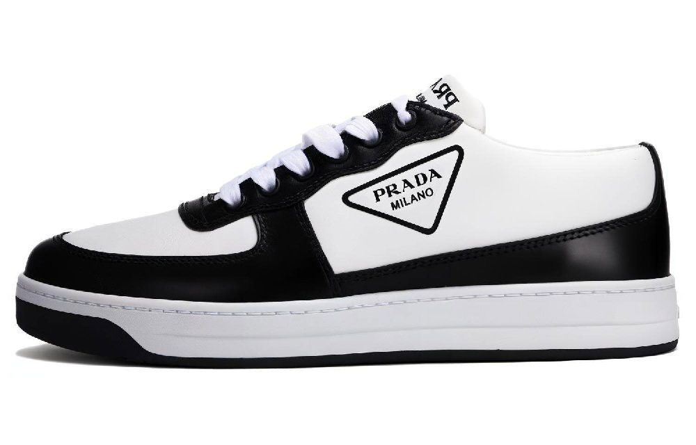 PRADA Low-Top Skateboard Shoes Women's Black White