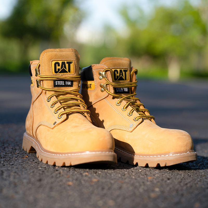 CAT Hiking Mountaineering Travel Martin Boots Men's Yellow купить в интернет-магазине Yoocart с быстрой доставкой по России.