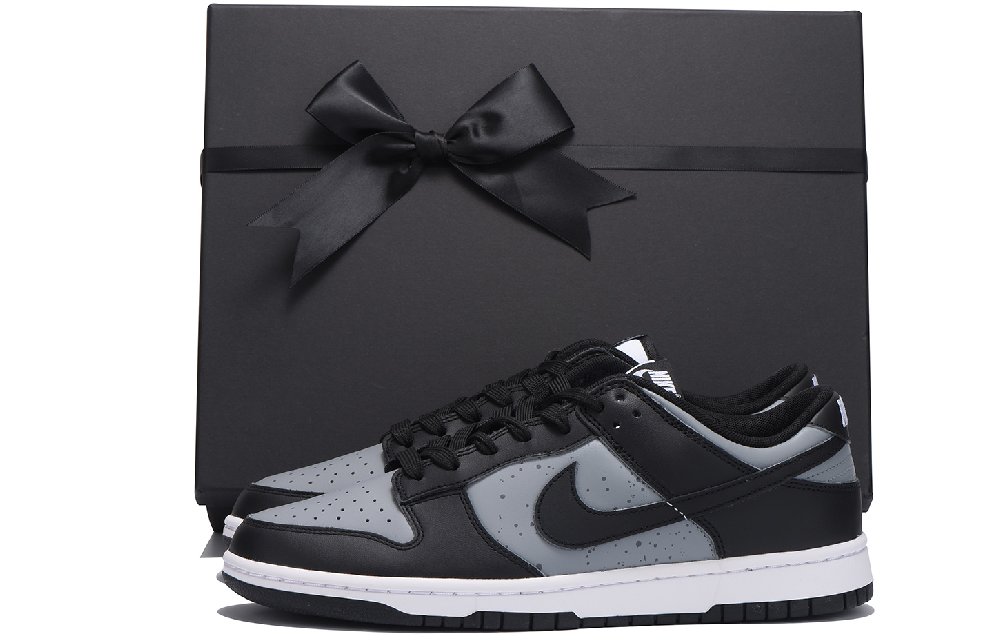 Nike Dunk Slip-Resistant Coverage Low-Top Skateboard Shoes Unisex Black Gray