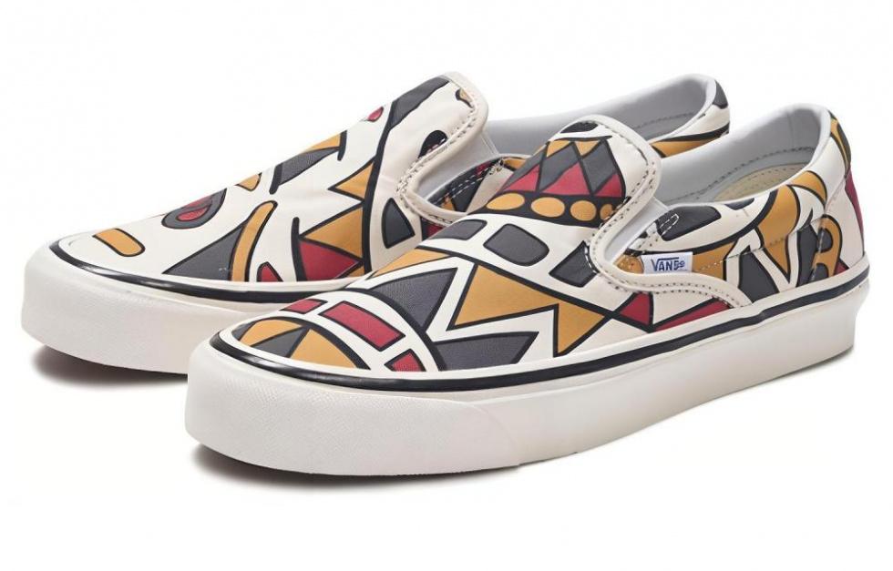 Slip-On Vans Og 'Hey Mon!' купить в интернет-магазине Yoocart с быстрой доставкой по России.