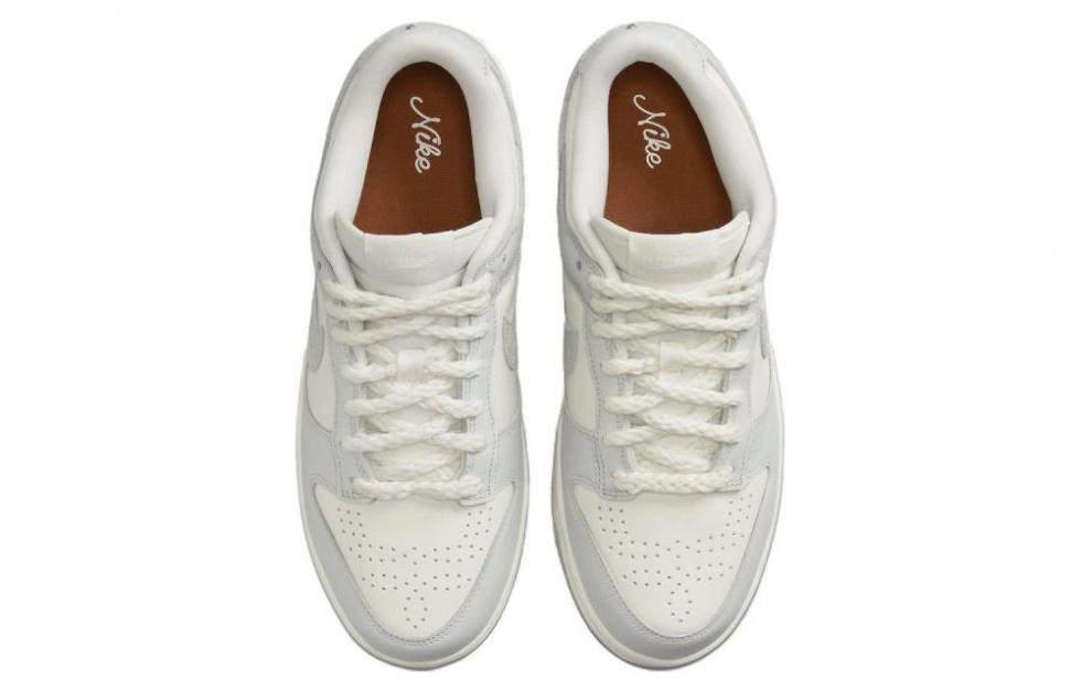 Nike Dunk Low Needlework Sail Aura Women's купить в интернет-магазине Yoocart с быстрой доставкой по России.