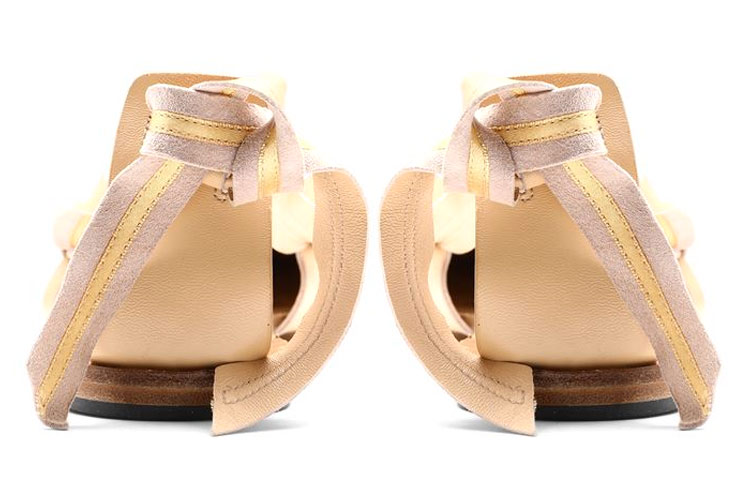 Maison Margiela Casual Shoes Women's Light Umber купить в интернет-магазине Yoocart с быстрой доставкой по России.