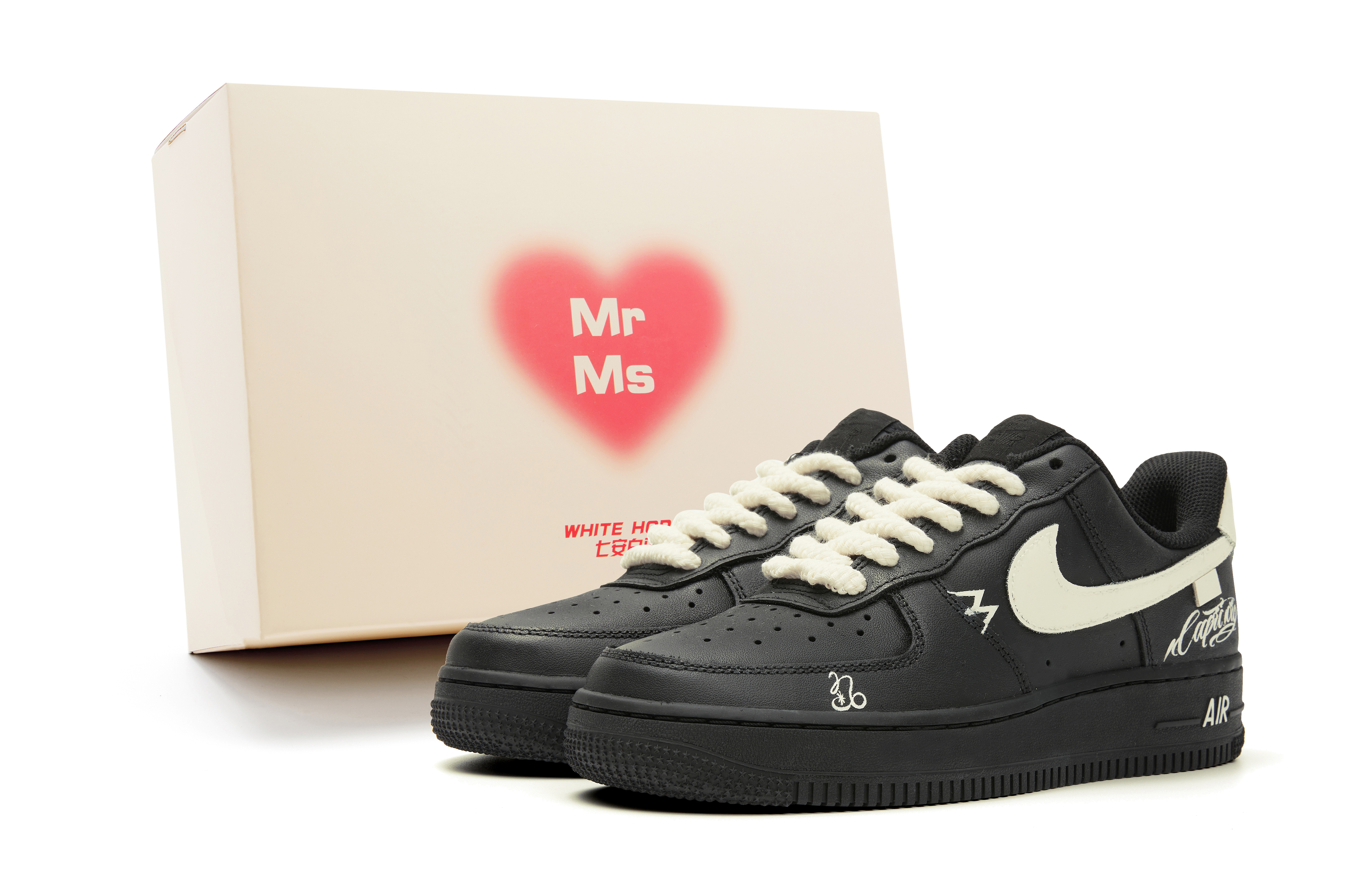 Nike Air Force 1 Slip Resistant Abrasion Resistant Low top Skateboard Shoes Unisex Beige Black