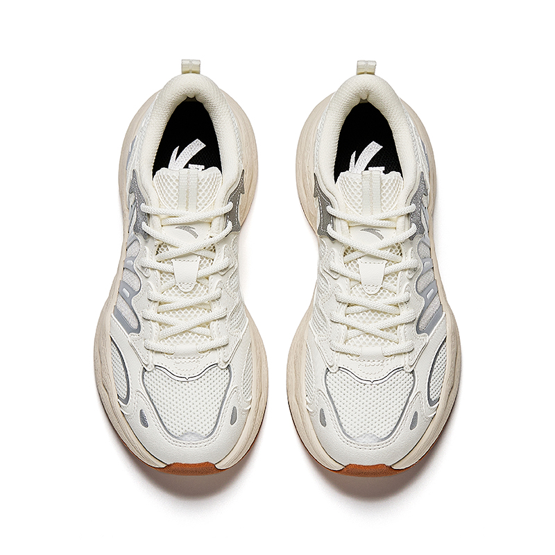 Anta Cushioning, Wear Resistant Low Top Casual Shoes Women's Ivory White Silver купить в интернет-магазине Yoocart с быстрой доставкой по России.