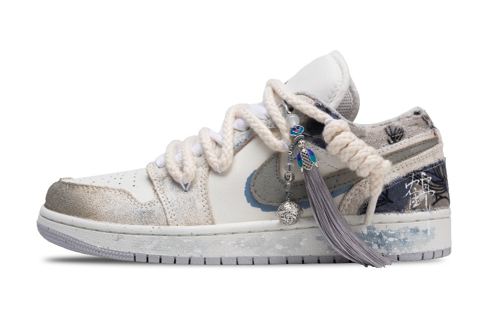 Jordan Air Jordan 1 Tsuru Dance Coverage Slip Resistant Low Top Skateboard Shoes Men's Light Gray