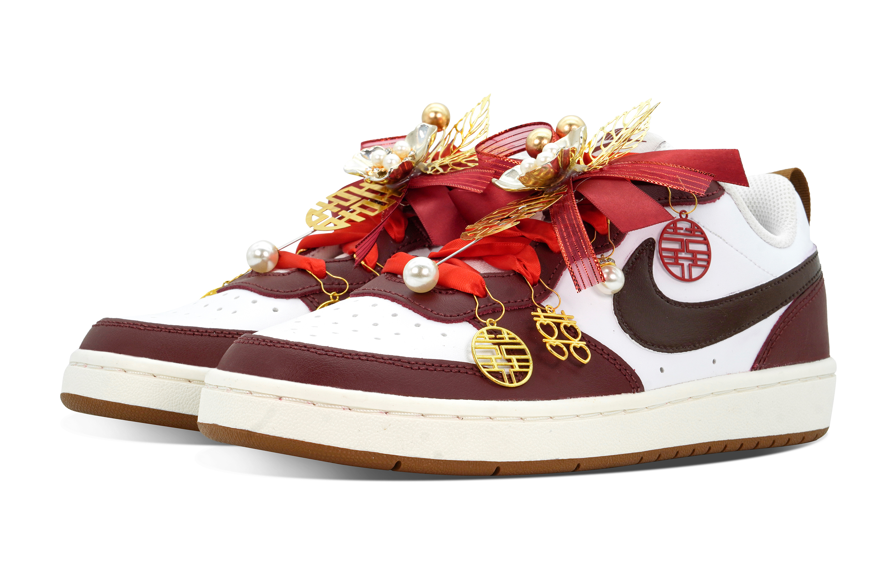 Nike Court Borough 2 Love Forever Anti Slip Wear Resistant Low Top Skateboard Shoes Women's White Red купить в интернет-магазине Yoocart с быстрой доставкой по России.