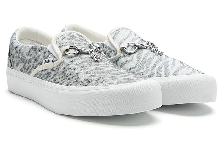 Vans Needles X Vault Classic Slip On V 'Animal Print White' купить в интернет-магазине Yoocart с быстрой доставкой по России.