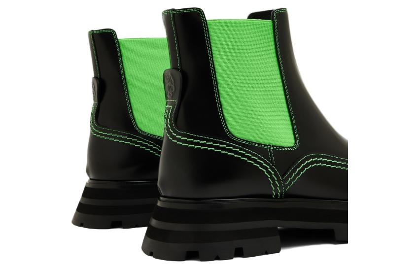 Alexander McQueen Wander Chelsea Boots Women's Black Green