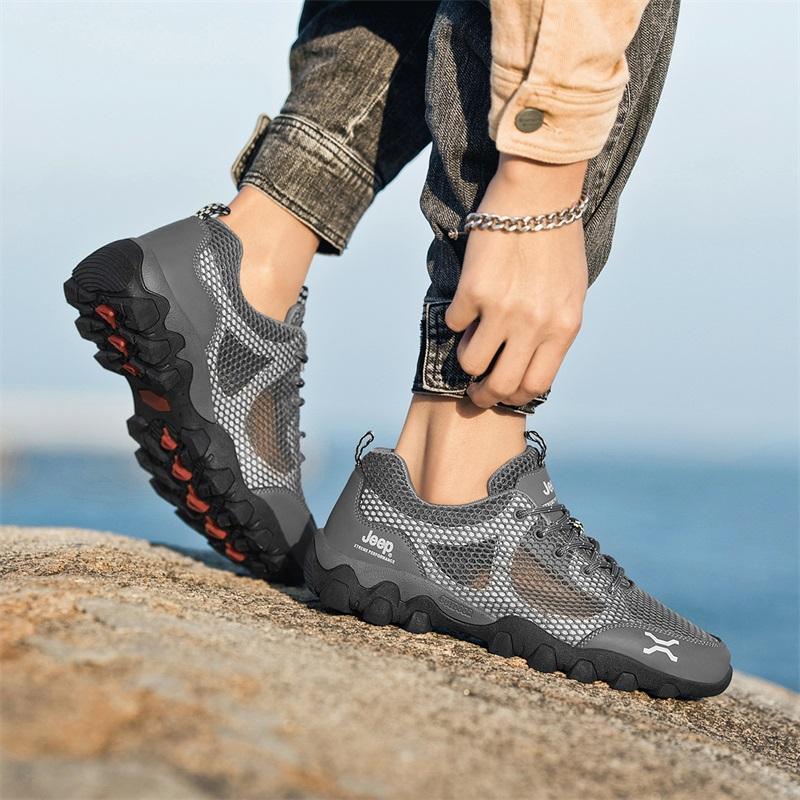 Jeep Low Top Running Shoes Men's Gray купить в интернет-магазине Yoocart с быстрой доставкой по России.