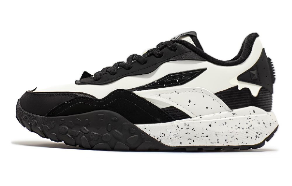 361° Anti Slip Wear Resistant Low Top Casual Shoes Women's Black White