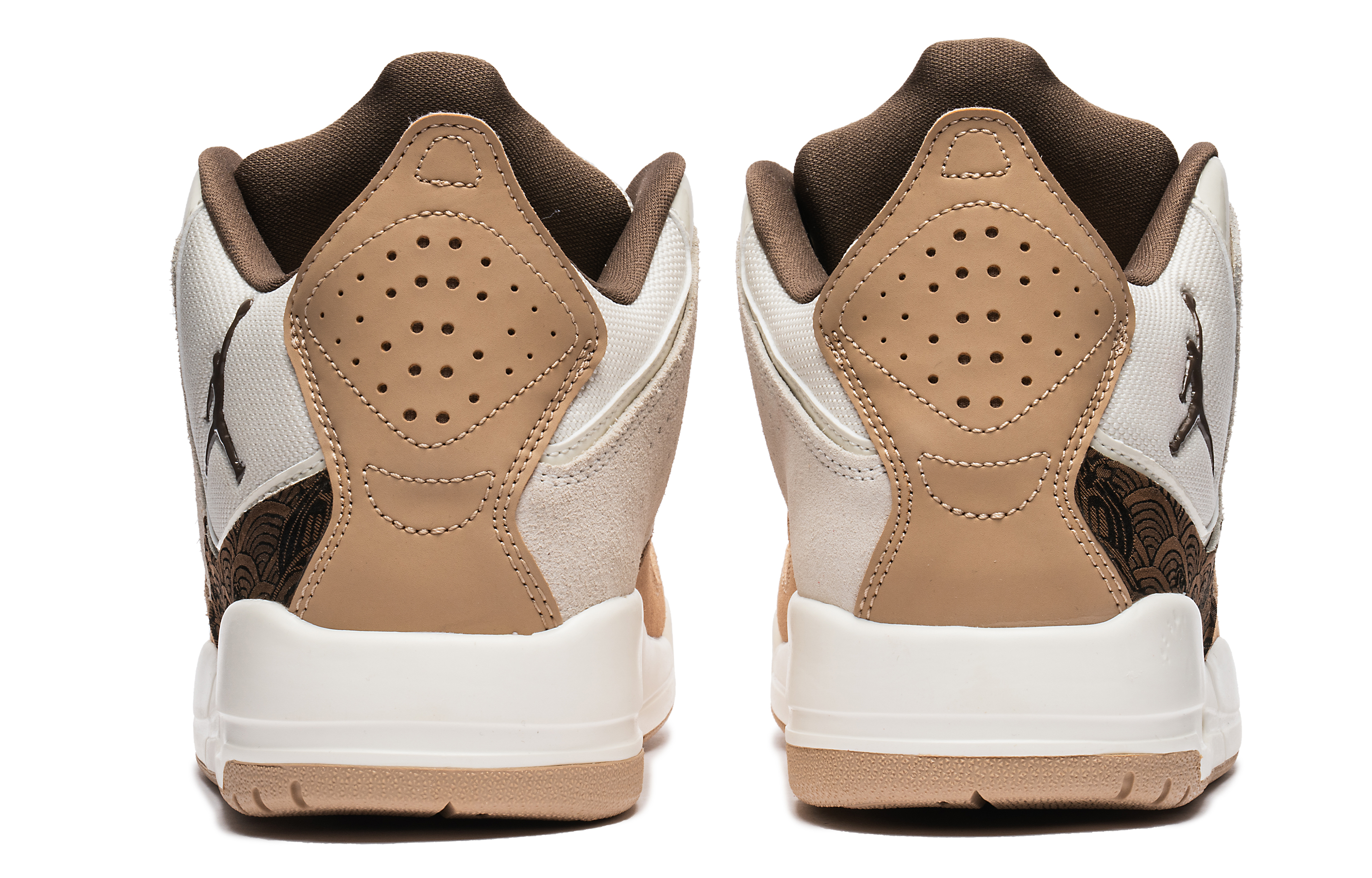 Jordan Courtside 23 Slip Resistant Mid Top Vintage Basketball Shoes Men's Beige Brown купить в интернет-магазине Yoocart с быстрой доставкой по России.