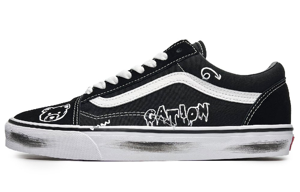 Vans Old Skool Graffiti Bear Anti-Slip Wear-Resistant Low-Top Skateboard Shoes Unisex Black White