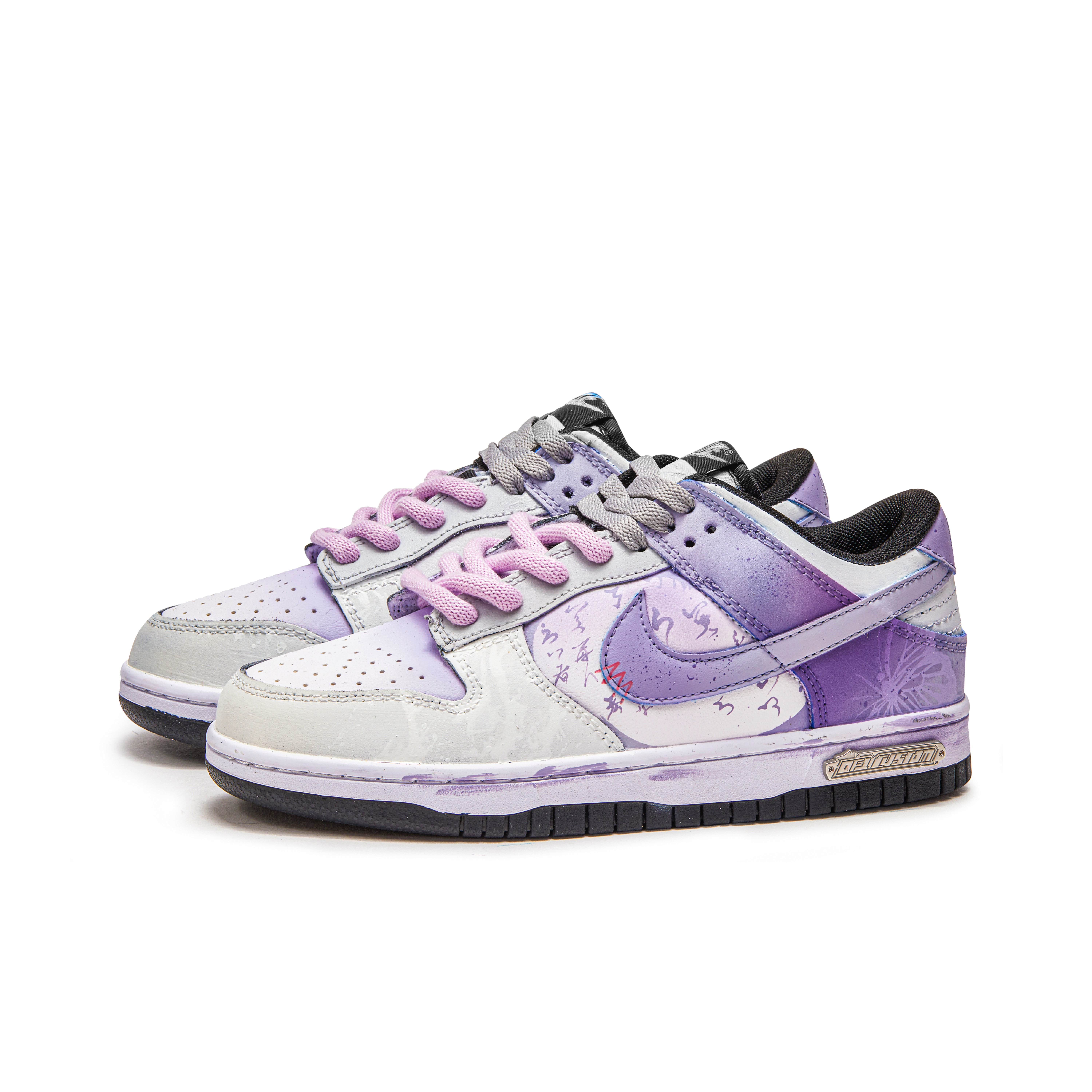 Nike Dunk Zhuang Zhou Recalls Butterfly Wear resistant And Lightweight Low top Skateboard Shoes Unisex Purple White купить в интернет-магазине Yoocart с быстрой доставкой по России.