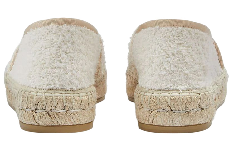 GUCCI Interlocking Flat Shoes Women's Beige купить в интернет-магазине Yoocart с быстрой доставкой по России.
