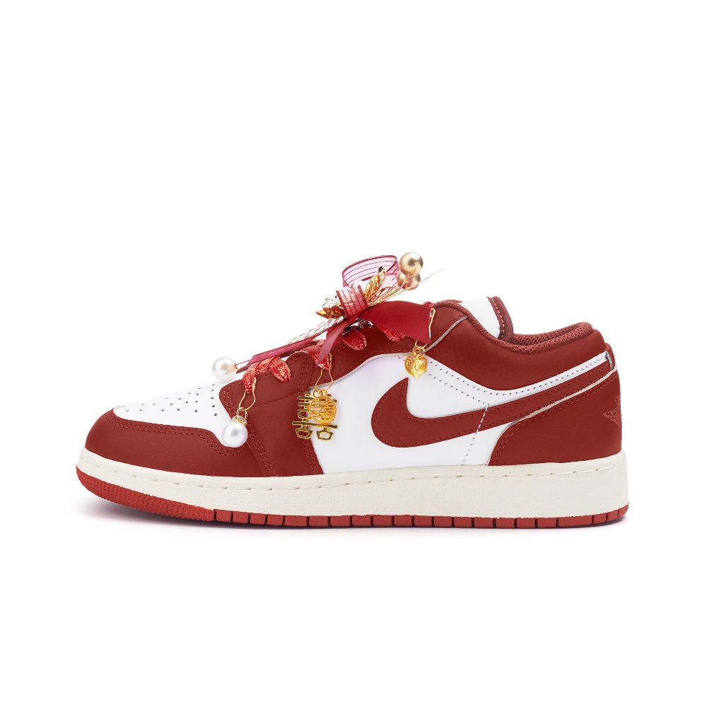 Jordan Air Jordan 1 Anti Slip Wear Resistant Low Top Vintage Basketball Shoes Women's Red