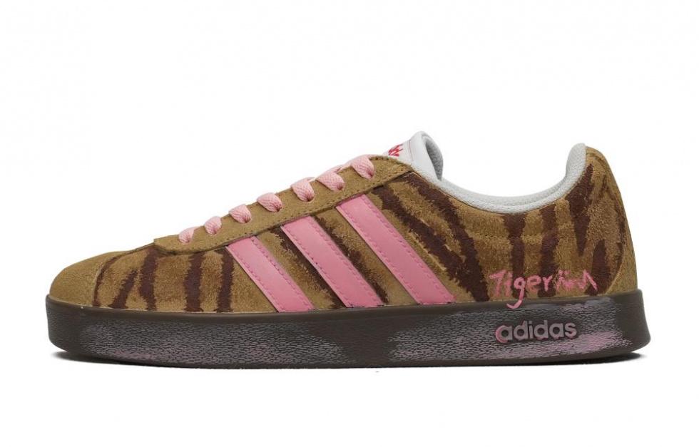 Adidas Neo Anti Slip Wear Resistant Low Top Skateboard Shoes Unisex Pink Brown
