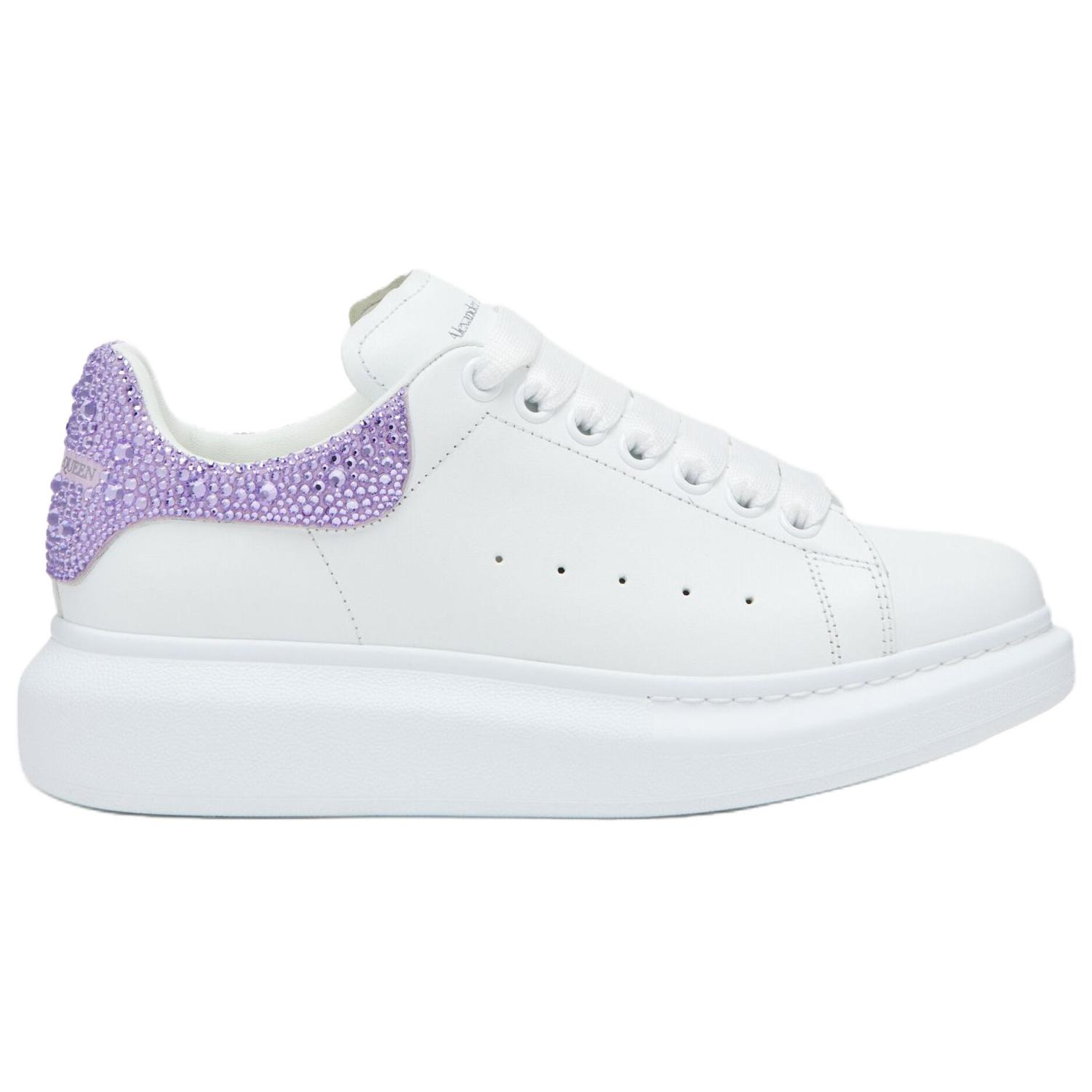 Alexander McQueen Low top Casual Shoes Women's White
