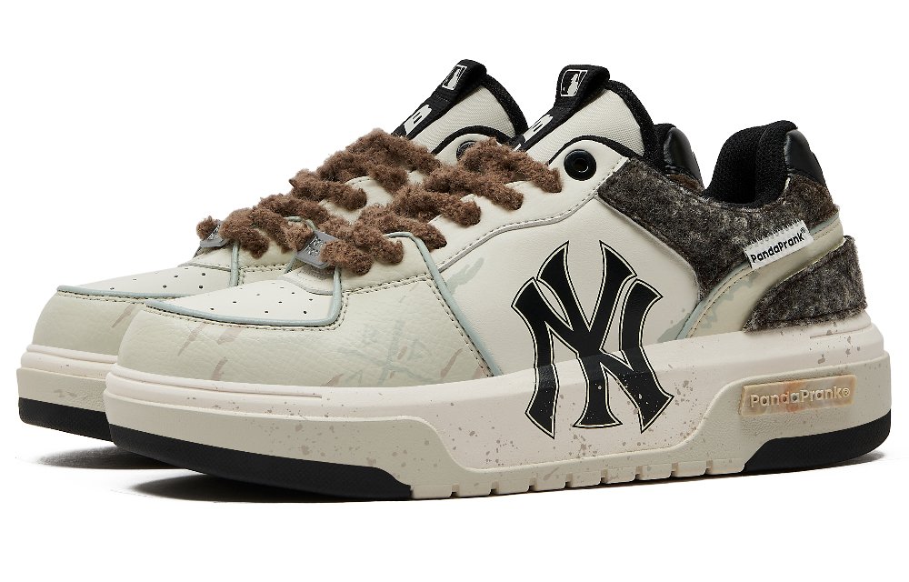MLB New York Yankees Anti-Slip Wear-Resistant Low-Top Skateboard Shoes Unisex Black White Brown