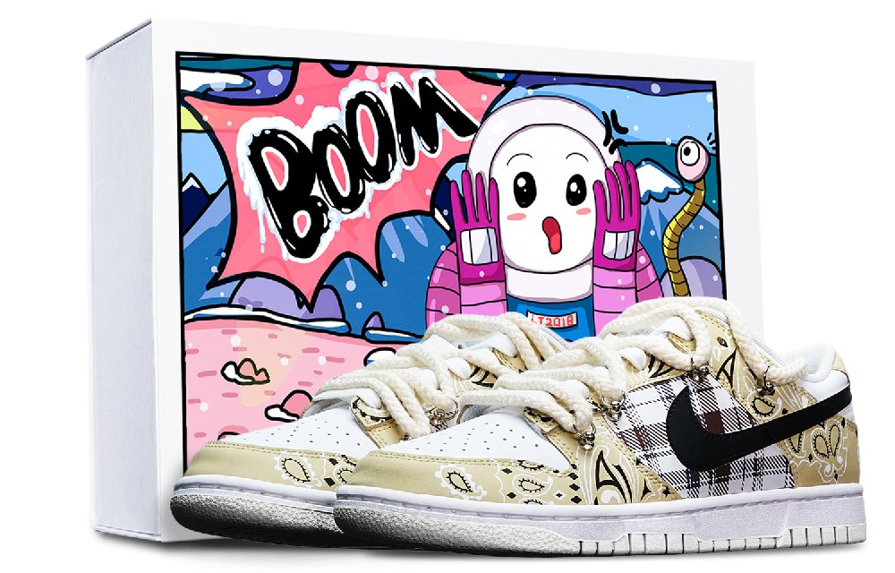 Nike Dunk Low Slip Resistant, Abrasion Resistant, Lightweight Low Top Skateboard Shoes GS Beige White Black