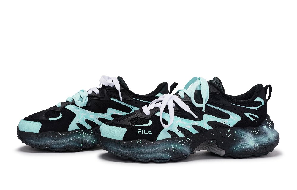 FILA Fern2 Chunky Sneakers Women's Low Top Black/White/Tiffany