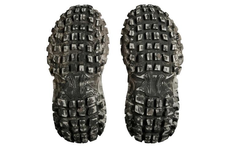 Balenciaga Defender 'Brown' купить в интернет-магазине Yoocart с быстрой доставкой по России.