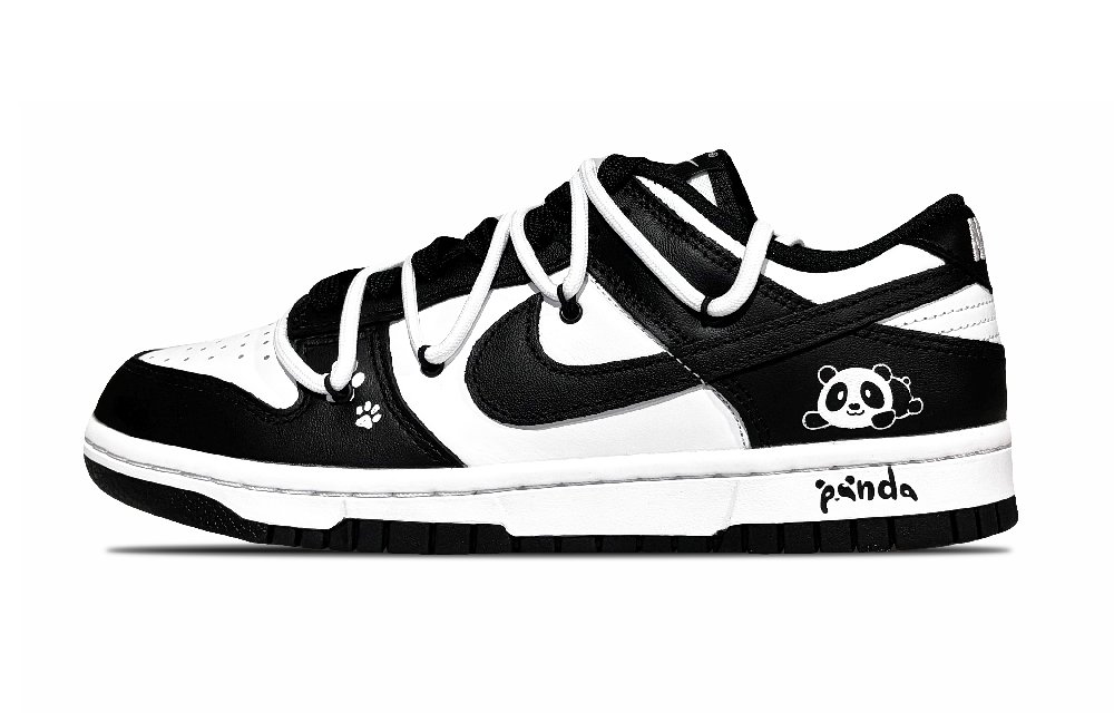 Nike Dunk Low-Top Skateboard Shoes Women's Black White