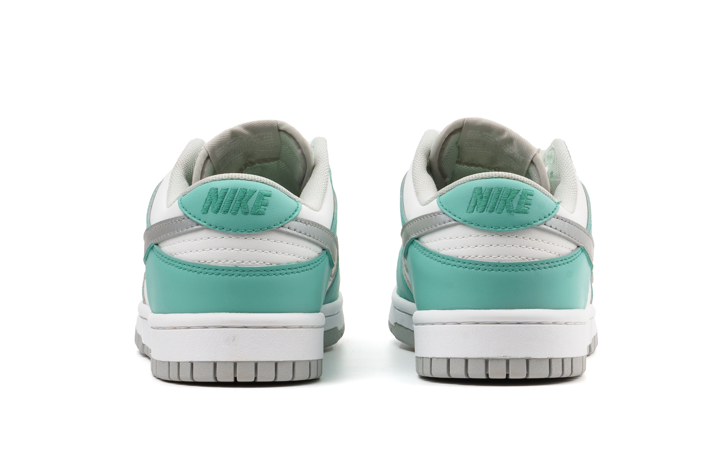 Nike Dunk Low Top Skateboard Shoes Women's Sky Blue купить в интернет-магазине Yoocart с быстрой доставкой по России.