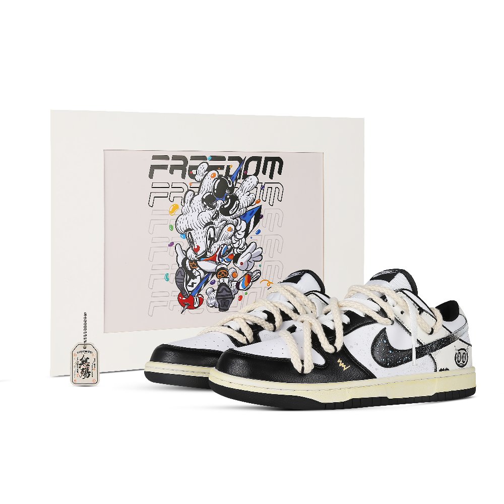Nike Dunk Low Low-Top Skateboard Shoes Men's White Black