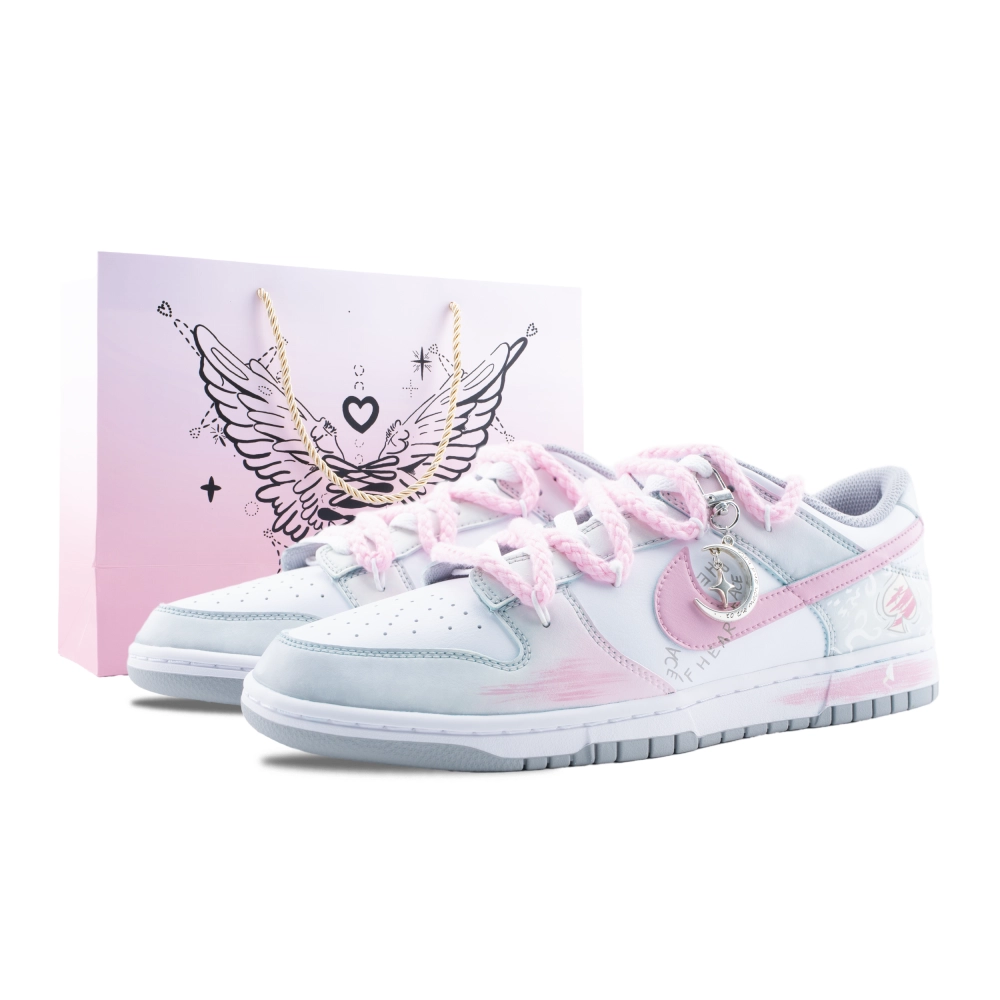 Nike Dunk Peach Dream Tea Abrasion Resistant Low Top Skateboard Shoes Unisex Gray Pink