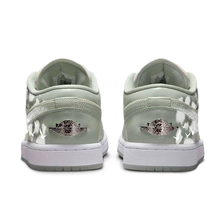 Jordan Air Jordan 1 Low Top Vintage Basketball Shoes Women's Green купить в интернет-магазине Yoocart с быстрой доставкой по России.