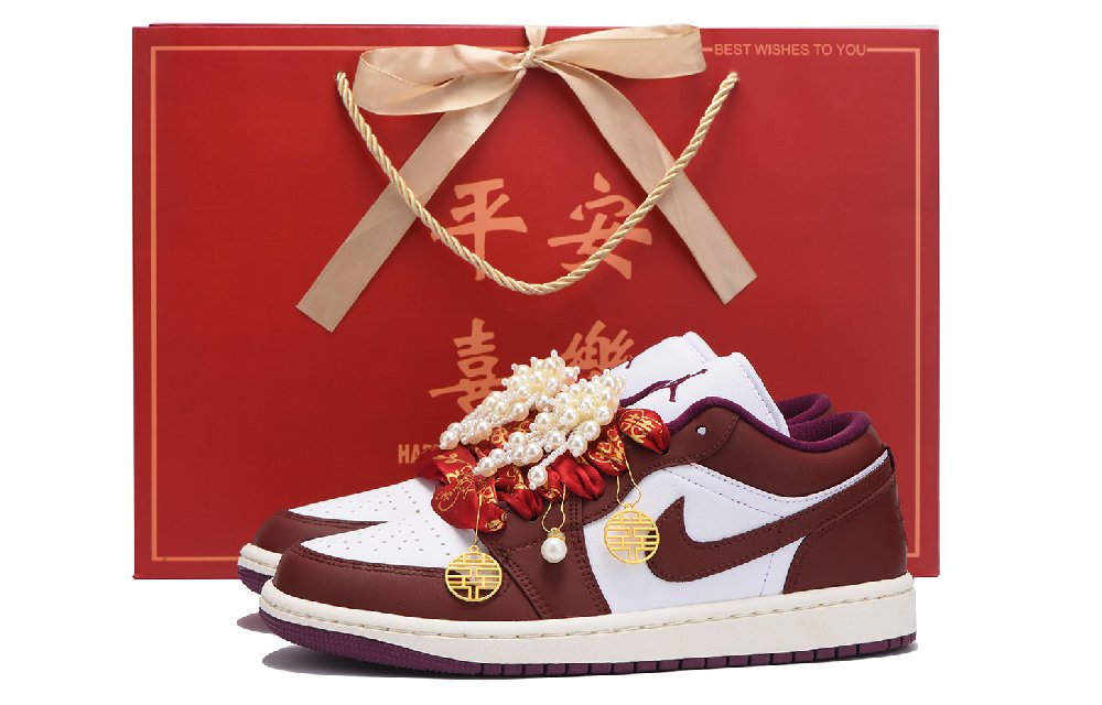 Jordan Air Jordan 1 Anti-Slip Wear-Resistant Low-Top Vintage Basketball Shoes Women's True Red