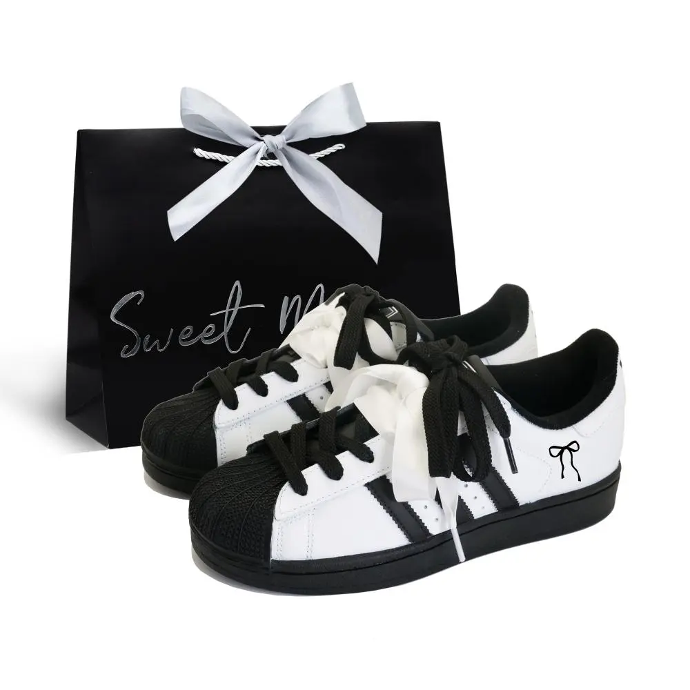 Adidas Originals SUPERSTAR Abrasion Resistant Low top Skateboard Shoes Women's Black White