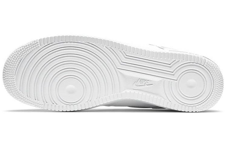 Nike Air Force 1 Low Cut Out Swoosh White Black купить в интернет-магазине Yoocart с быстрой доставкой по России.